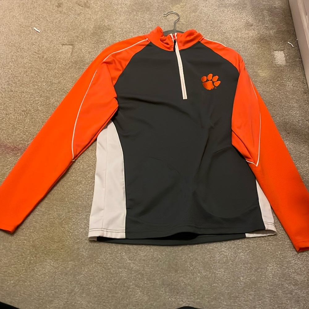 Men’s size medium Clemson Tigers pullover zip up with pockets